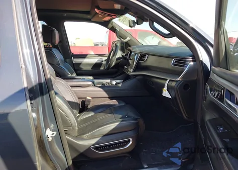 2023 Jeep Grand Wagoneer Series Ii 4X4 z USA, uszkodzony, nr VIN 1C4SJVFP3PS514432